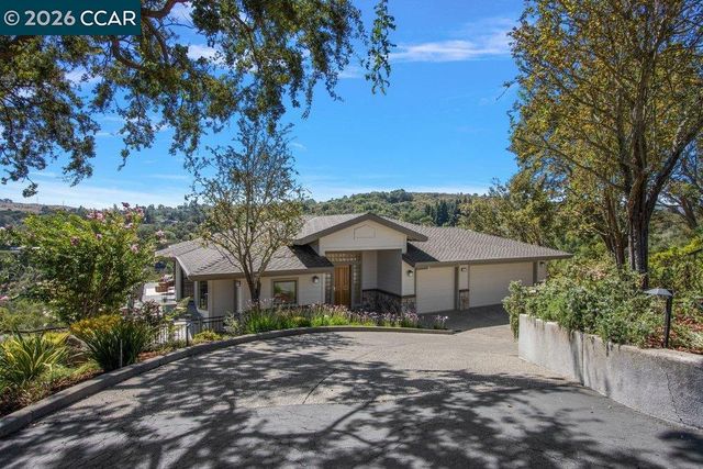 809 Mountain View Dr, Lafayette, CA 94549