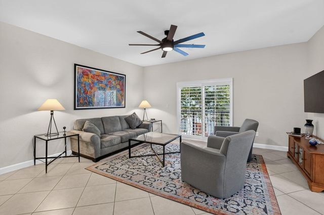 27 NW Hawthorne Place, Boca Raton, FL 33432