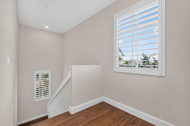 27 NW Hawthorne Place, Boca Raton, FL 33432