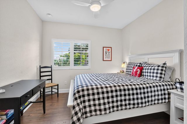 27 NW Hawthorne Place, Boca Raton, FL 33432