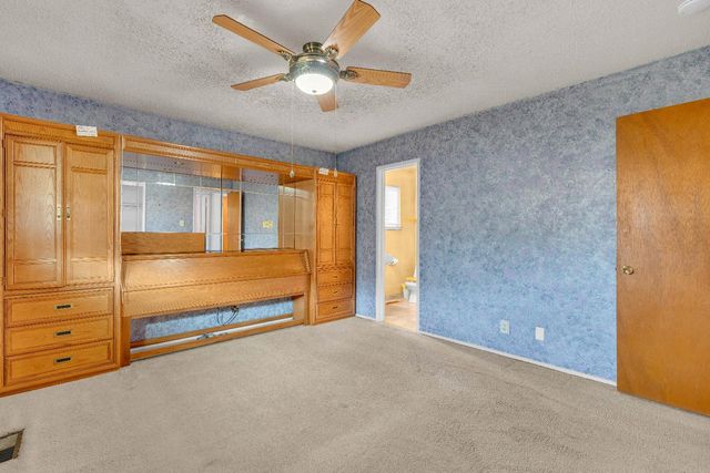 5036 E Sooner Drive, Fresno, CA 93727