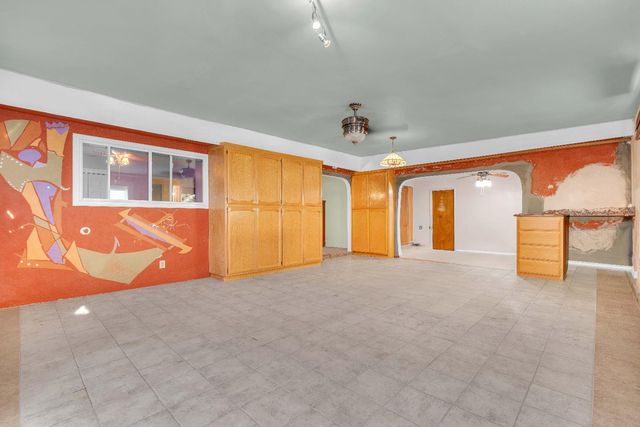 5036 E Sooner Drive, Fresno, CA 93727