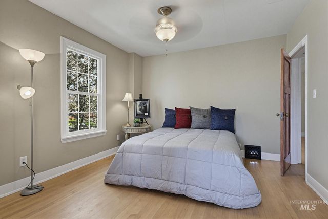 1904 Blaine St, Caldwell, ID 83605