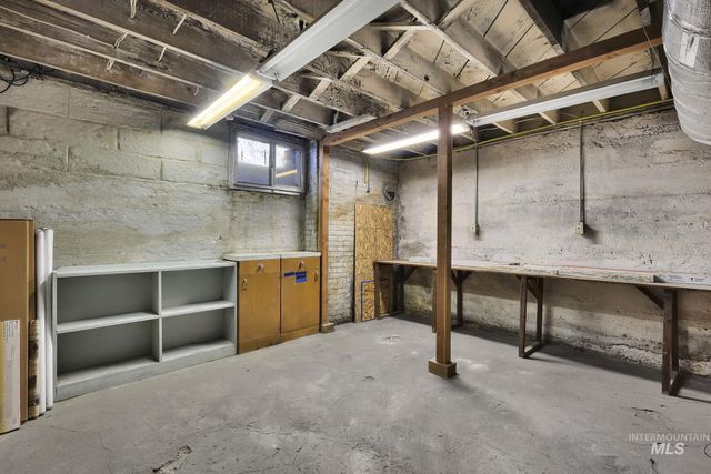 1904 Blaine St, Caldwell, ID 83605