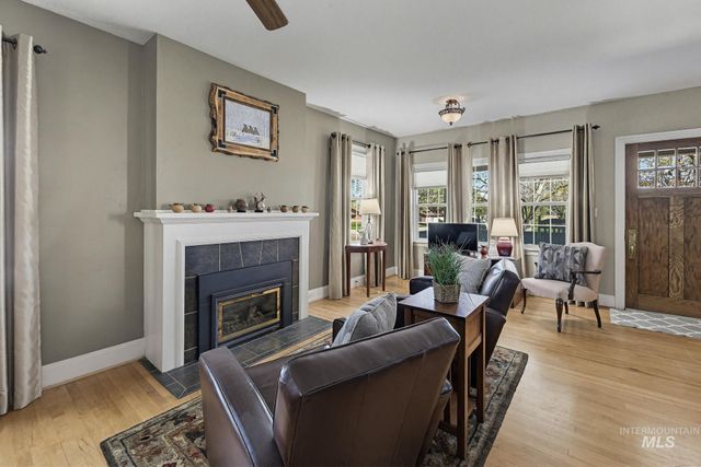 1904 Blaine St, Caldwell, ID 83605