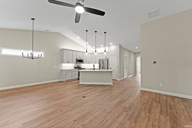 8267 Caverango Boulevard, Fort Wayne, IN 46815