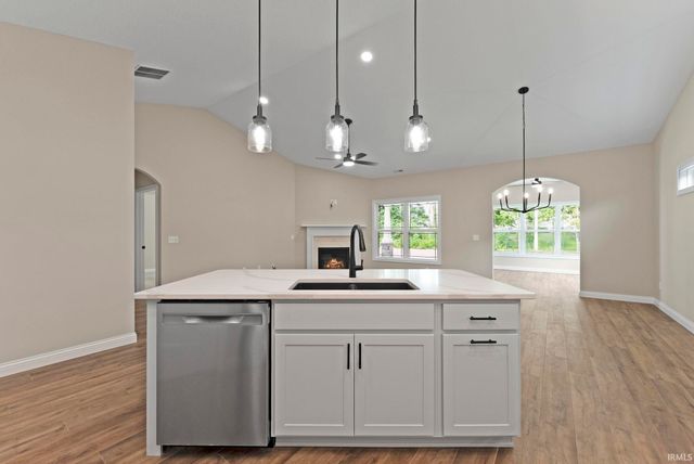 8267 Caverango Boulevard, Fort Wayne, IN 46815