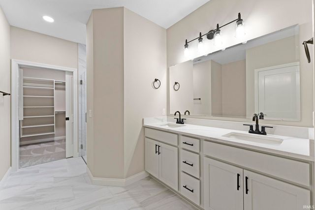 8267 Caverango Boulevard, Fort Wayne, IN 46815