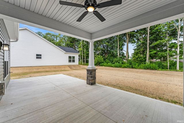 8267 Caverango Boulevard, Fort Wayne, IN 46815