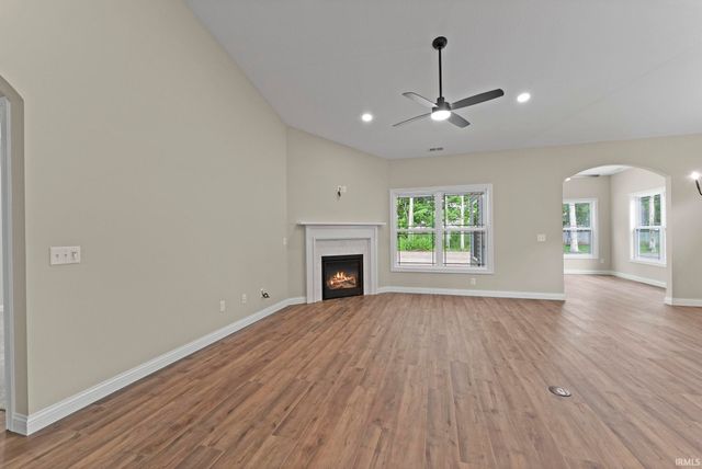 8267 Caverango Boulevard, Fort Wayne, IN 46815