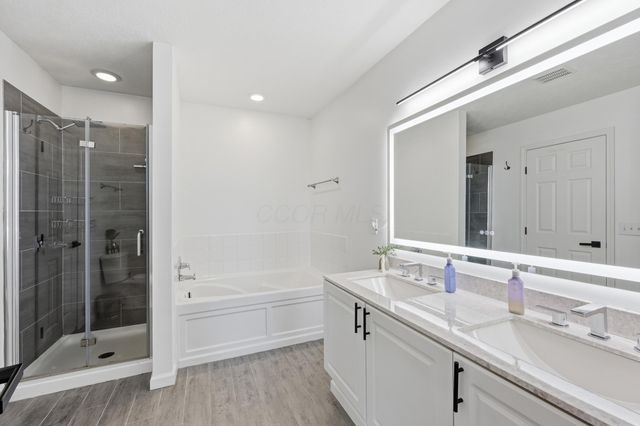 7276 Colonial Affair Drive, 11, New Albany, OH 43054