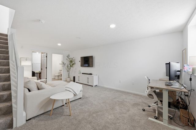 7276 Colonial Affair Drive, 11, New Albany, OH 43054