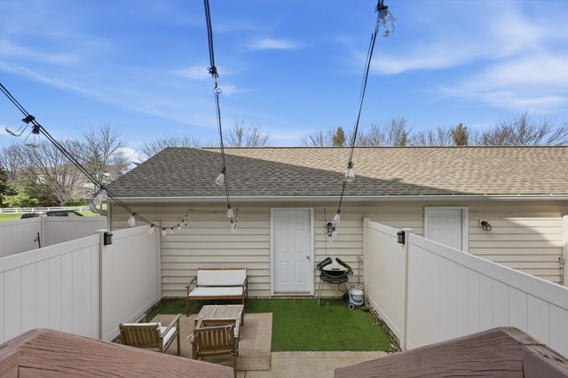 7276 Colonial Affair Drive, 11, New Albany, OH 43054