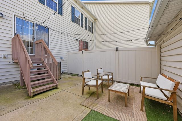 7276 Colonial Affair Drive, 11, New Albany, OH 43054