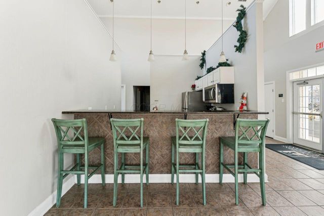 7276 Colonial Affair Drive, 11, New Albany, OH 43054