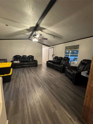 995 School House Road, Forestburg, TX 76239