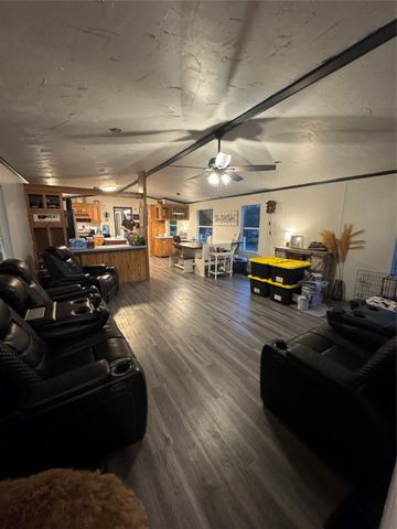 995 School House Road, Forestburg, TX 76239