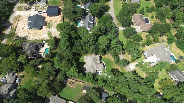 2404 Chantilly Lane, Conroe, TX 77384