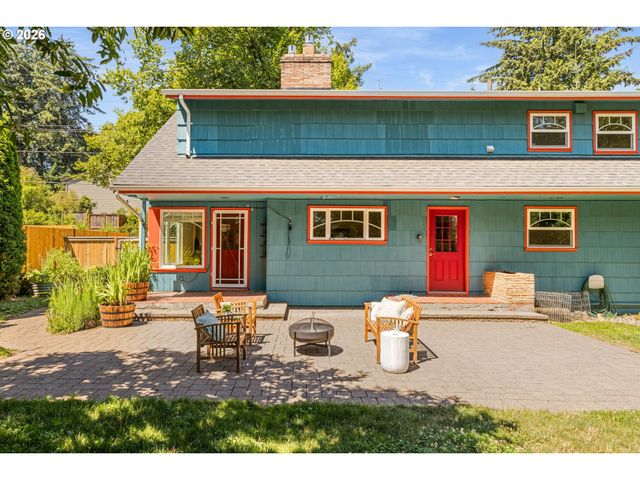 9050 Sw CAPITOL Hwy, Portland, OR 97219