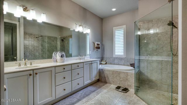 2450 Hyatt Creek Lane, Port Orange, FL 32128