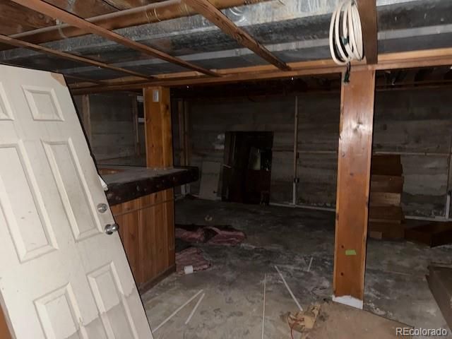 17 Lakewood Heights Drive, Lakewood, CO 80215