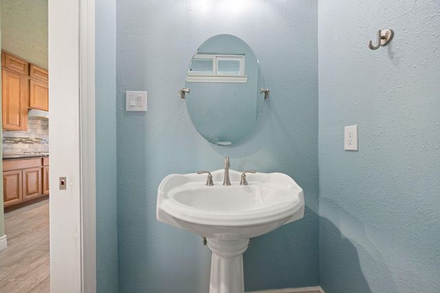 19317 Zetak Lane, Crosby, TX 77532