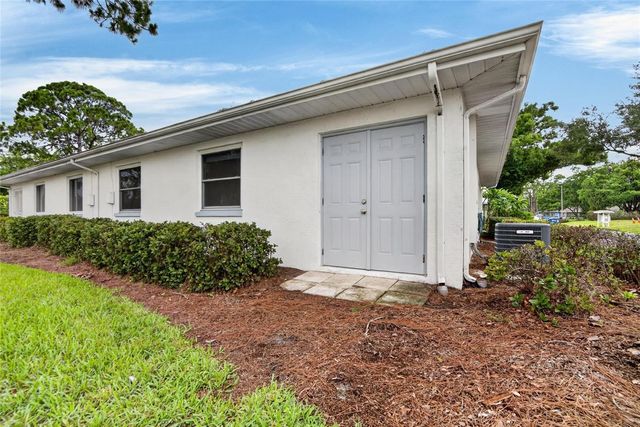 2202 HORSHAM PLACE, Sun City Center, FL 33573