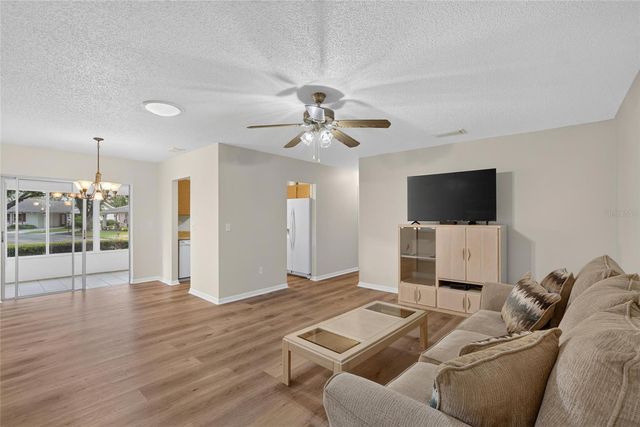 2202 HORSHAM PLACE, Sun City Center, FL 33573