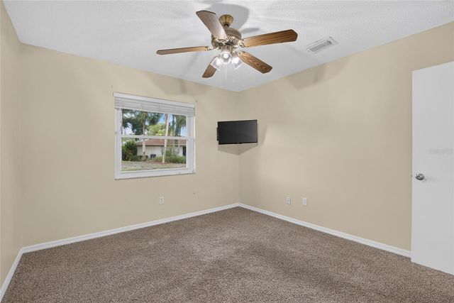 2202 HORSHAM PLACE, Sun City Center, FL 33573