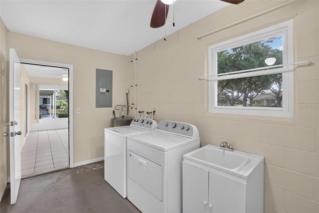 2202 HORSHAM PLACE, Sun City Center, FL 33573