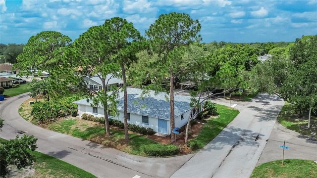 2202 HORSHAM PLACE, Sun City Center, FL 33573