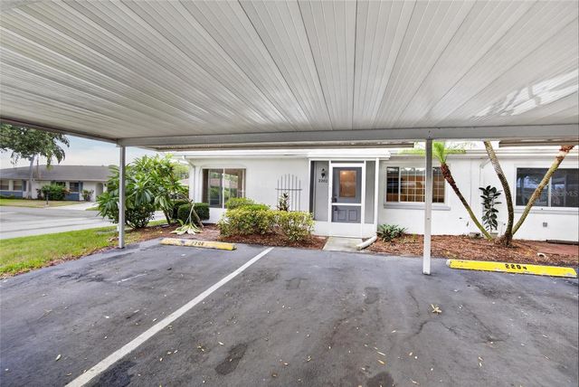 2202 HORSHAM PLACE, Sun City Center, FL 33573