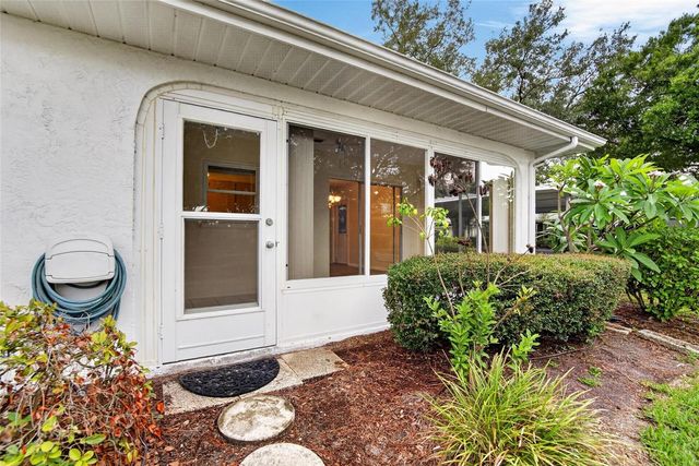 2202 HORSHAM PLACE, Sun City Center, FL 33573