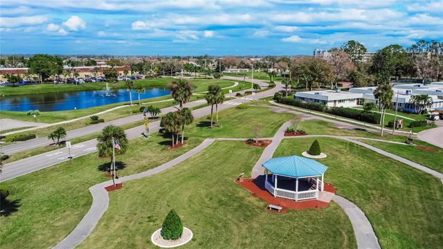 2202 HORSHAM PLACE, Sun City Center, FL 33573