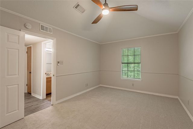 610 Normal Park Drive A, Huntsville, TX 77320
