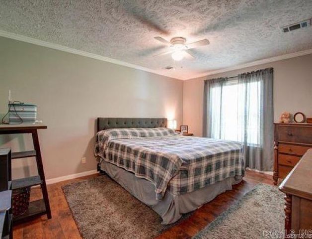 97 Acorn Hollow Lane, Pine Bluff, AR 71603