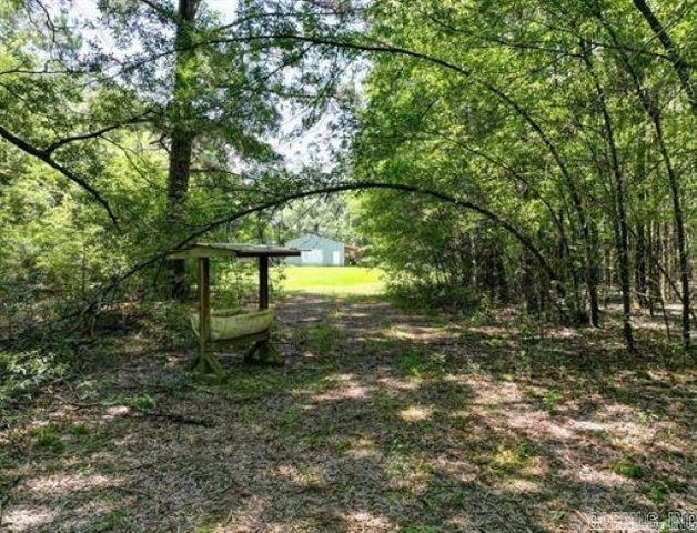 97 Acorn Hollow Lane, Pine Bluff, AR 71603