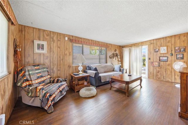 1400 Teakwood, Hemet, CA 92543