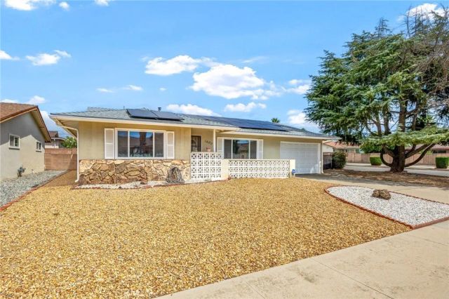 1400 Teakwood, Hemet, CA 92543