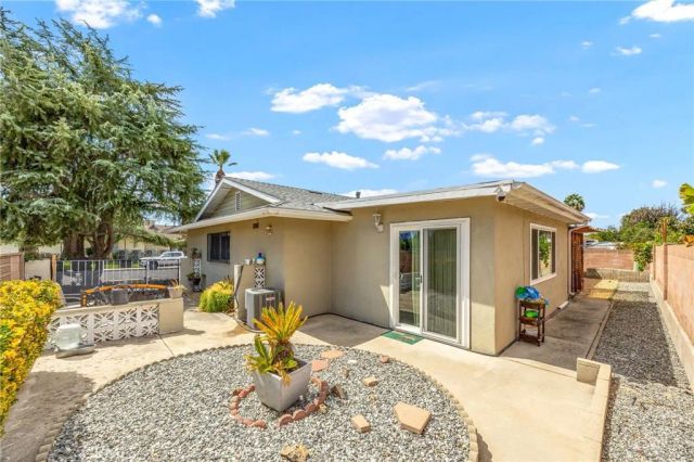 1400 Teakwood, Hemet, CA 92543