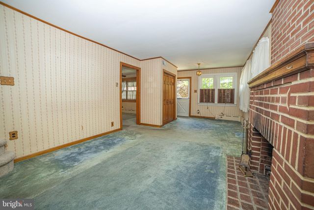 334 HIGHLAND TER, Holmes, PA 19043