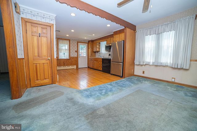 334 HIGHLAND TER, Holmes, PA 19043