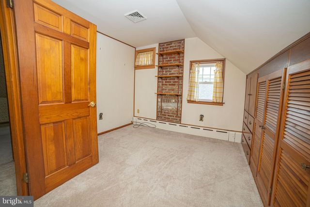 334 HIGHLAND TER, Holmes, PA 19043