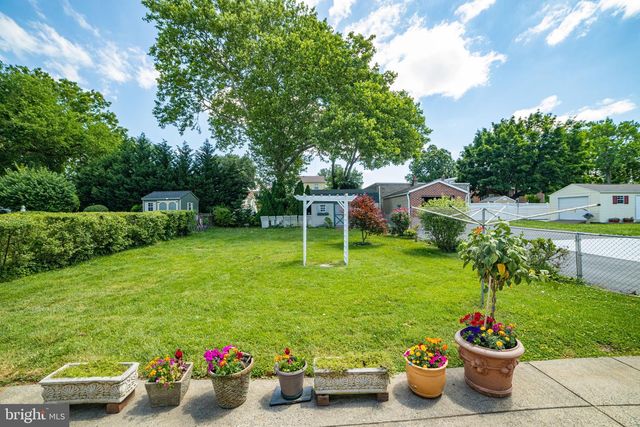 334 HIGHLAND TER, Holmes, PA 19043
