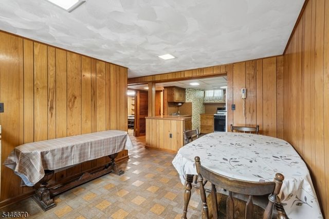 80 Ridge Rd, Cedar Grove Twp., NJ 07009