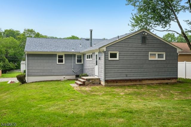 80 Ridge Rd, Cedar Grove Twp., NJ 07009