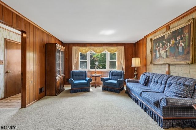 80 Ridge Rd, Cedar Grove Twp., NJ 07009