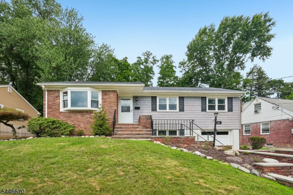 80 Ridge Rd, Cedar Grove Twp., NJ 07009