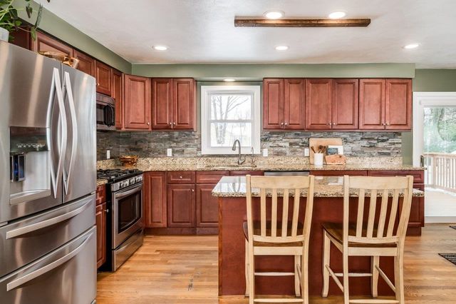 139 Michigan Avenue, Manchester, NH 03104