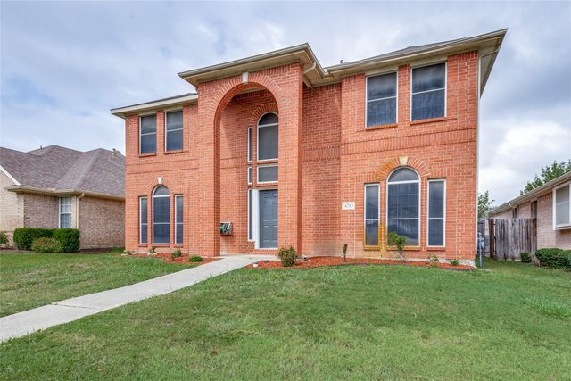 4713 Park Bend Drive, Fort Worth, TX 76137